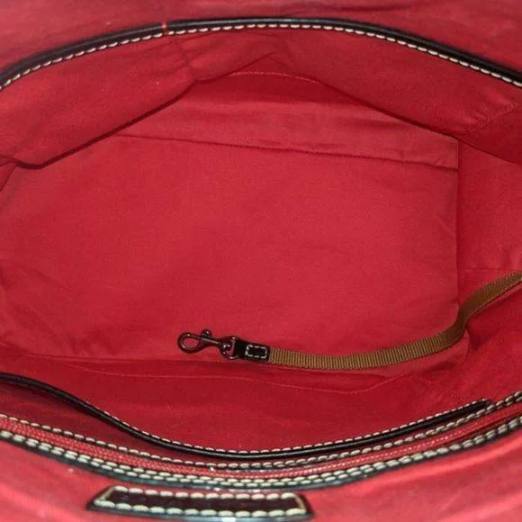 Dooney & Bourke large Tote Handbag Like New , Price is Firm - Picture 2 of 2